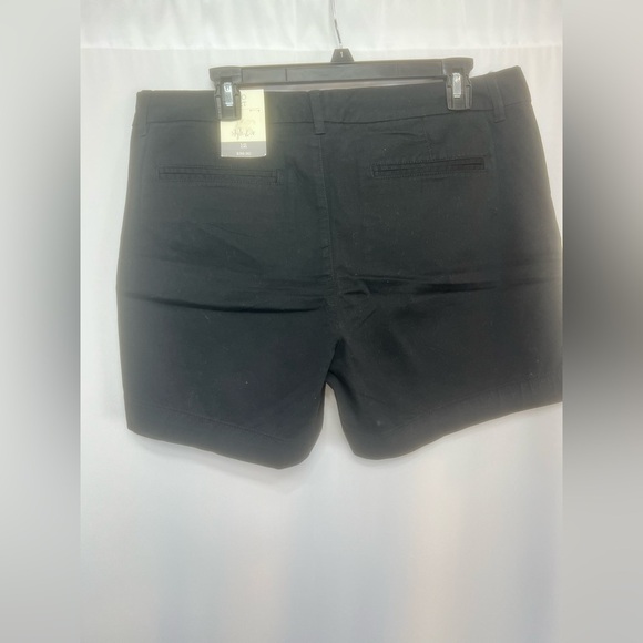 NWT Women's Black mid rise modest chino shorts Size: 12 - Picture 7 of 13